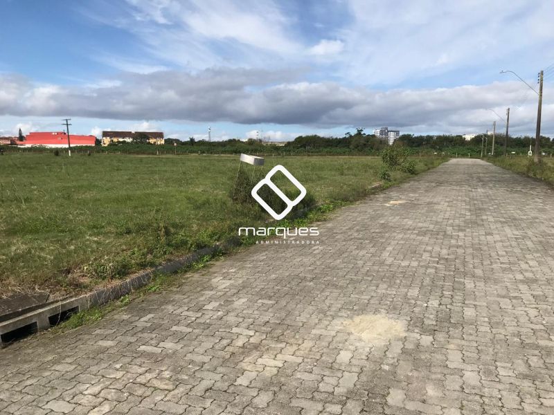 Terreno no bairro Colina do Sol