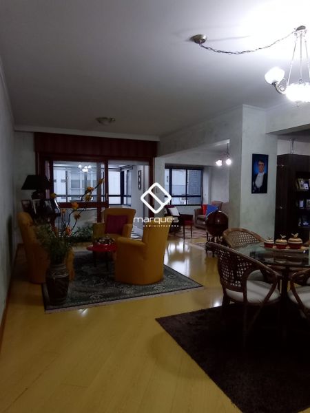 Apartamento 3 quartos  no bairro Centro