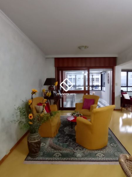 Apartamento 3 quartos  no bairro Centro