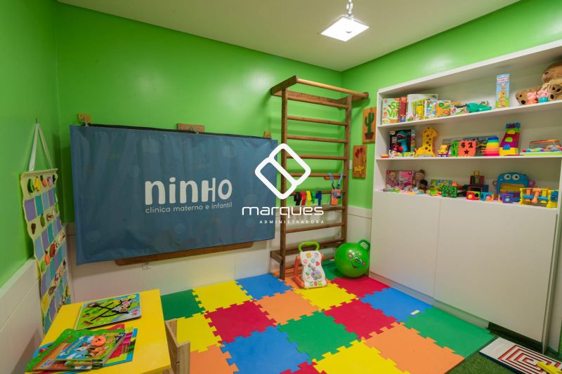 Casa Comercial 3 quartos  no bairro Centro