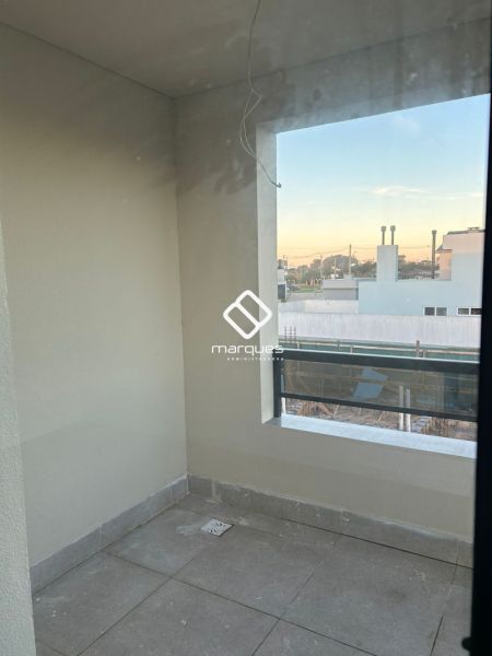 Casa 3 quartos  no bairro Laranjal