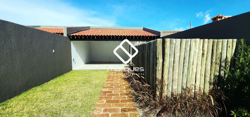 Casa 3 quartos  no bairro Recanto de Portugal
