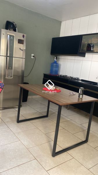 Casa 3 quartos  no bairro Simões Lopes