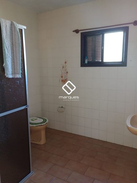 Sobrado 4 quartos  no bairro Centro