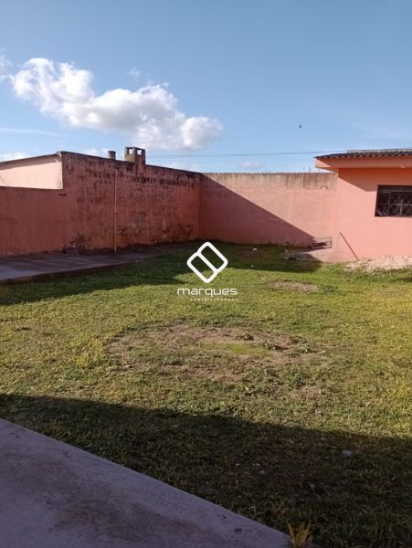 Sobrado 4 quartos  no bairro Centro