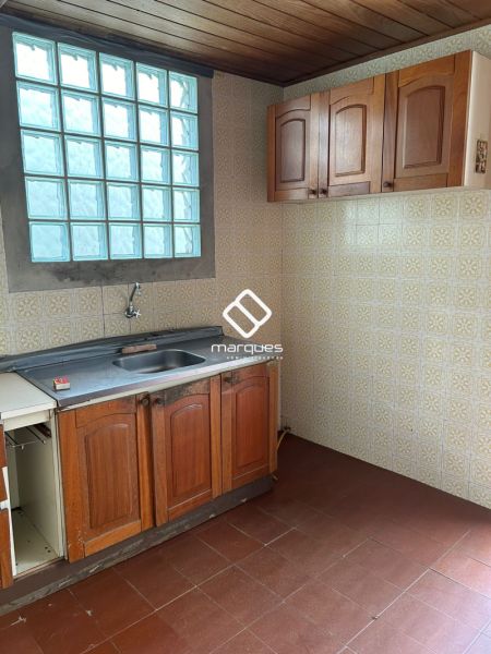Casa 2 quartos  no bairro Centro