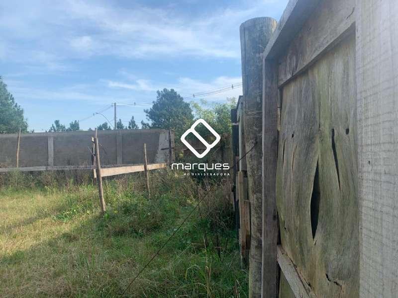 Terreno no bairro Laranjal