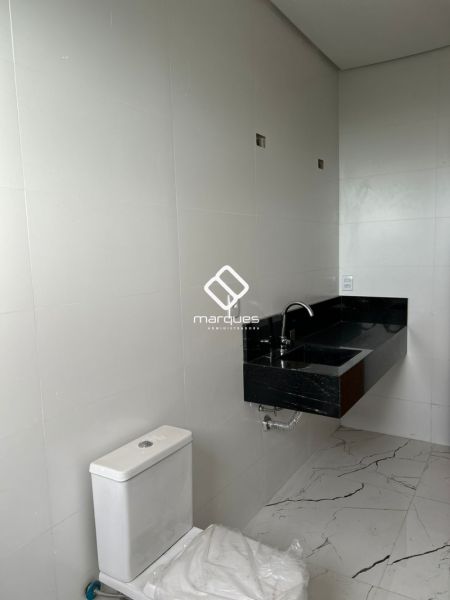Casa 3 quartos  no bairro São Gonçalo