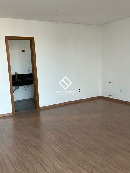 Casa 3 quartos  no bairro São Gonçalo