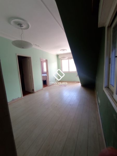 Casa 4 quartos  no bairro Centro