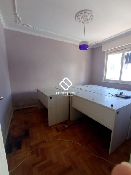 Casa 4 quartos  no bairro Centro