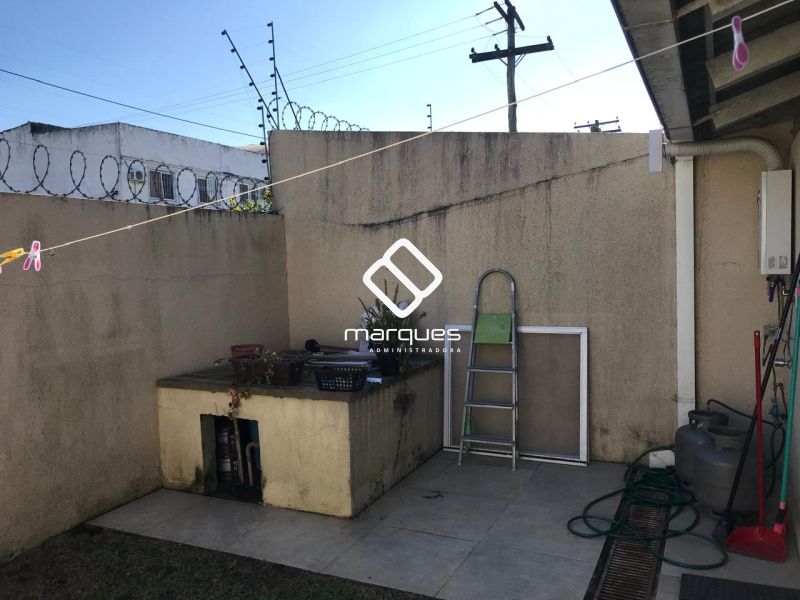 Casa 3 quartos  no bairro Centro