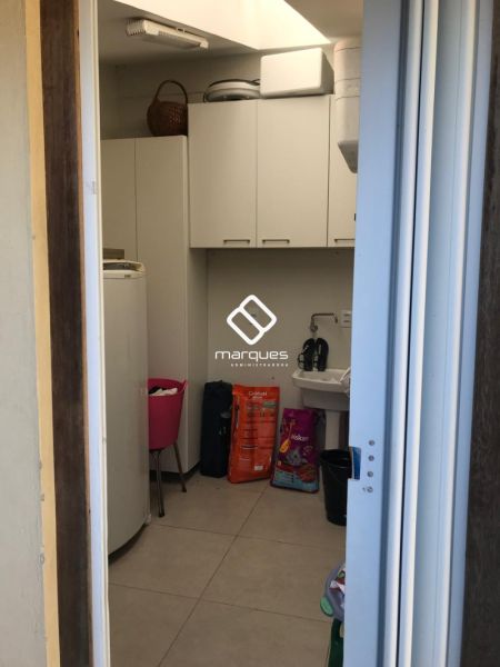 Casa 3 quartos  no bairro Centro