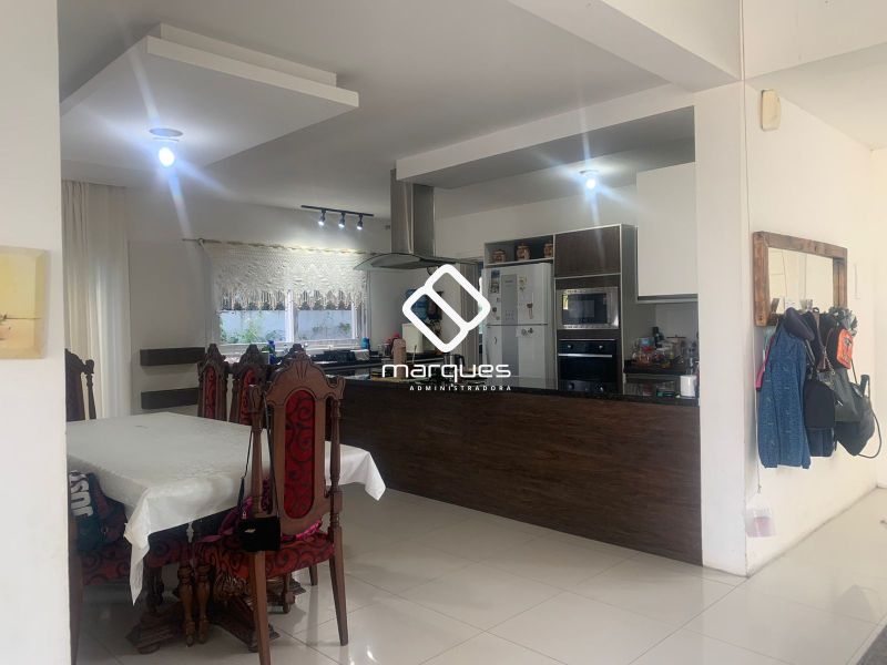 Casa 5 quartos  no bairro São Gonçalo