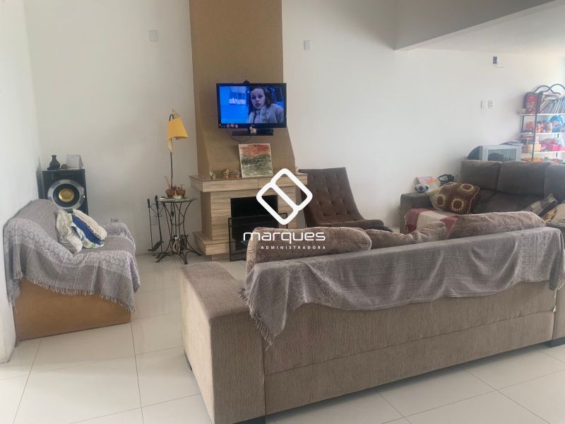 Casa 5 quartos  no bairro São Gonçalo