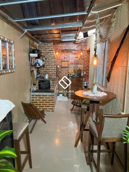 Casa 2 quartos  no bairro Fragata