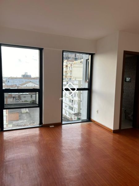 Sala 1 quarto  no bairro Centro
