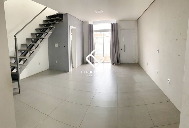Casa 3 quartos  no bairro Laranjal
