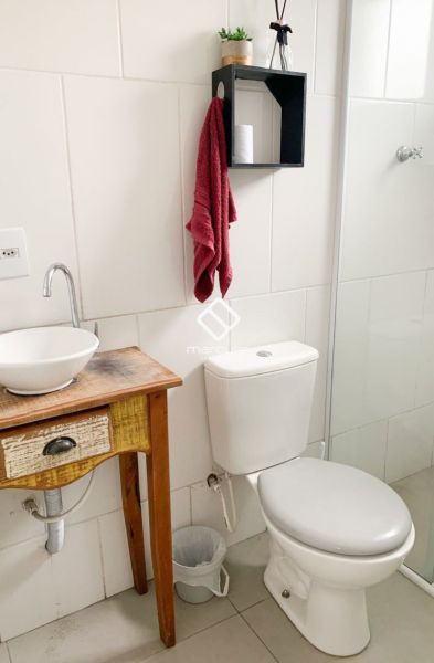 Casa 3 quartos  no bairro Laranjal