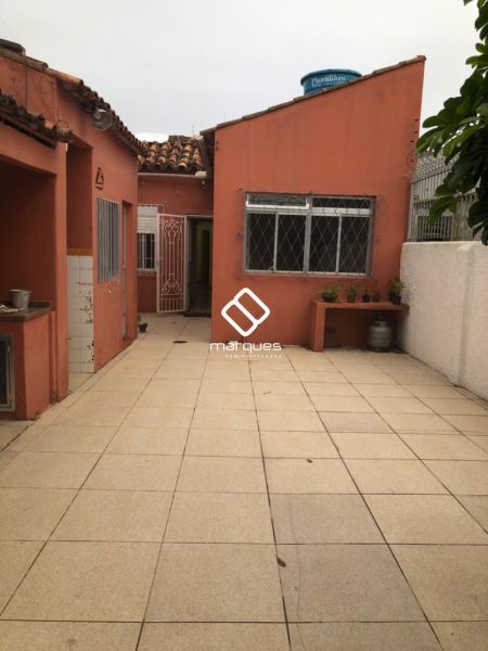 Casa 3 quartos  no bairro Centro