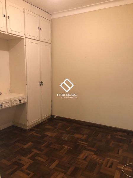 Casa 3 quartos  no bairro Centro