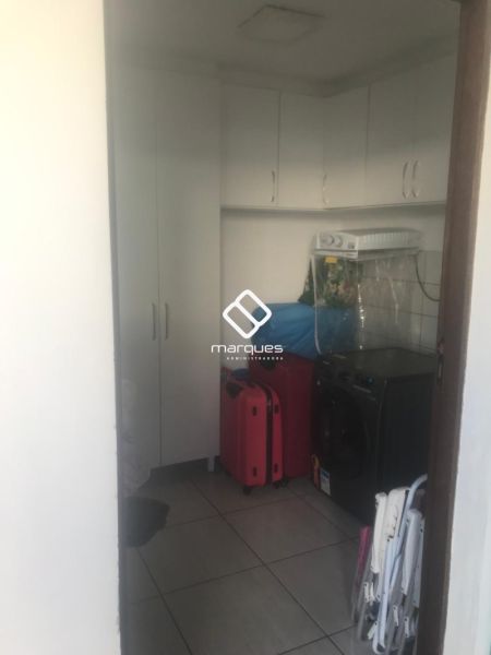 Casa 3 quartos  no bairro Laranjal