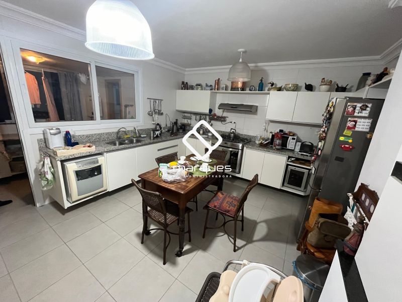 Apartamento 3 quartos  no bairro Centro