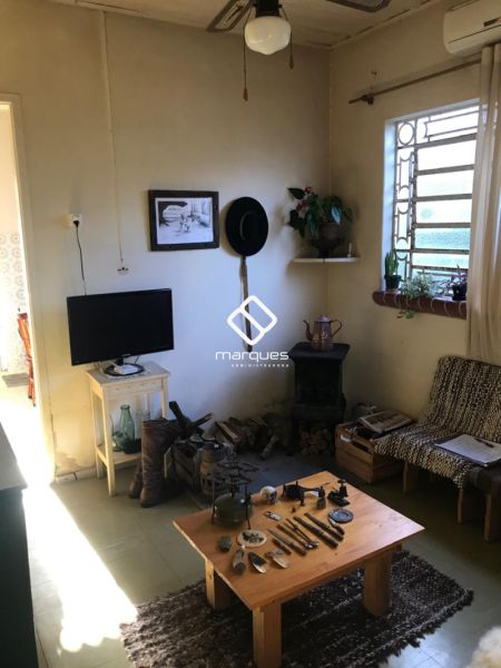 Casa 2 quartos  no bairro Centro