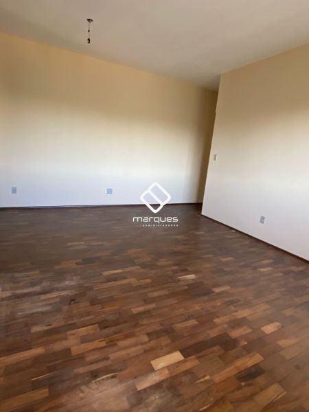 Apartamento 3 quartos  no bairro Centro