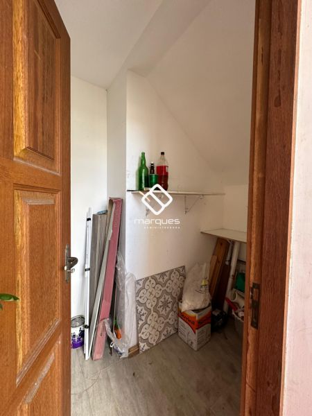 Casa 4 quartos  no bairro Laranjal