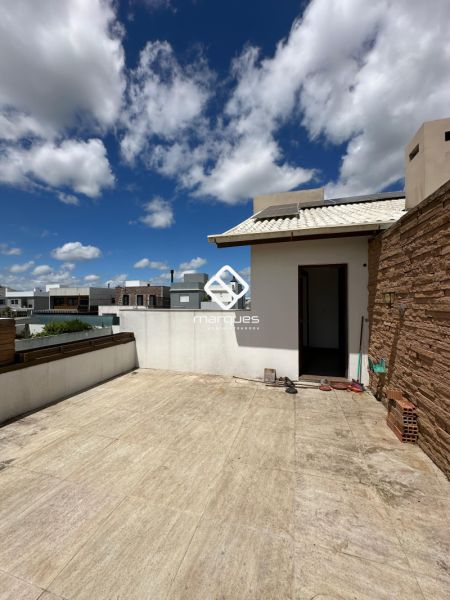 Casa 4 quartos  no bairro Laranjal