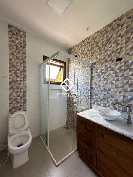 Casa 4 quartos  no bairro Laranjal