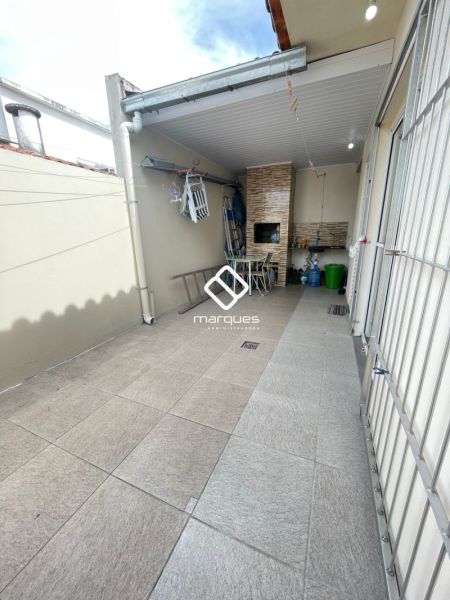 Casa 2 quartos  no bairro Fragata