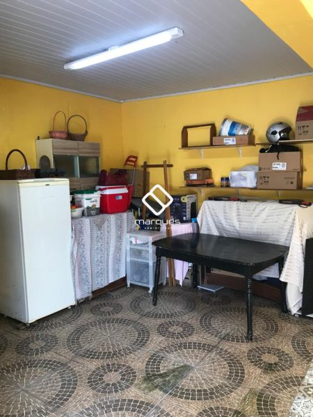 Casa 2 quartos  no bairro Centro