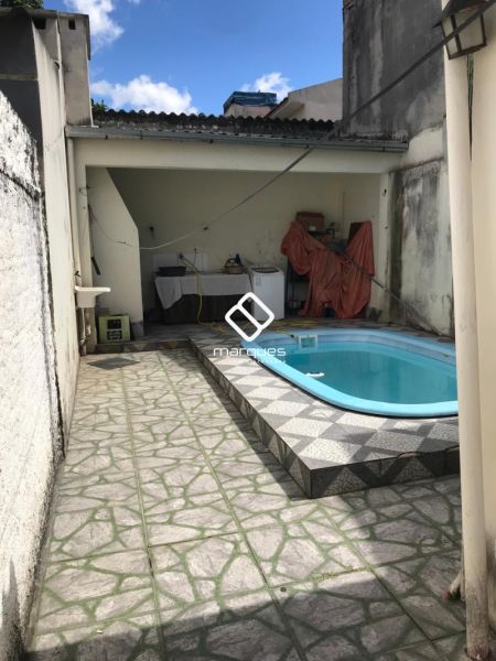 Casa 2 quartos  no bairro Centro
