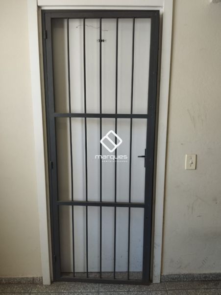 Apartamento 2 quartos  no bairro Sítio Floresta