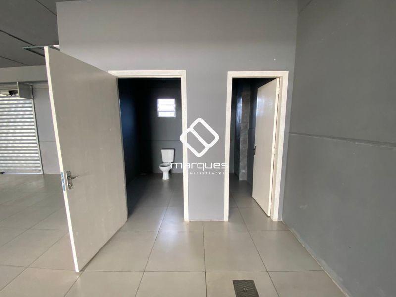 Prédio Comercial no bairro Três Vendas