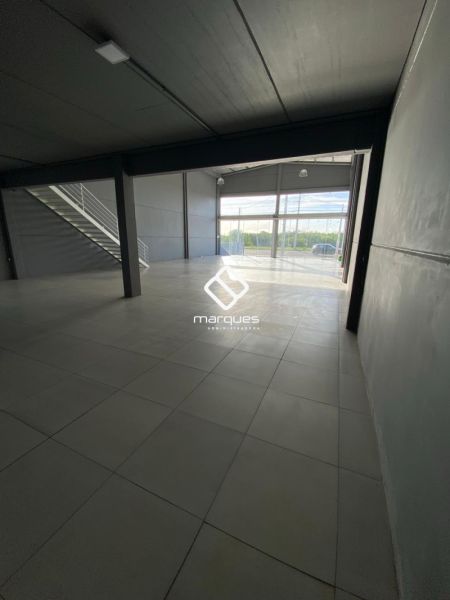 Prédio Comercial no bairro Três Vendas