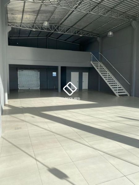 Prédio Comercial no bairro Três Vendas