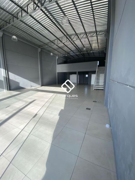Prédio Comercial no bairro Três Vendas
