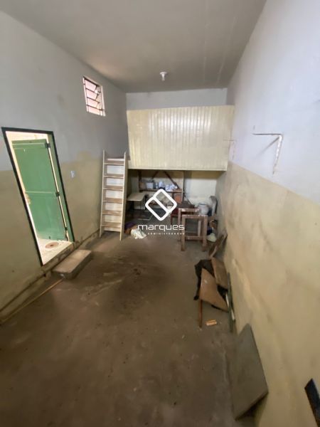 Casa 3 quartos  no bairro Centro