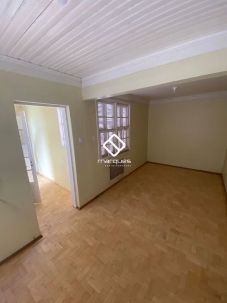 Casa 3 quartos  no bairro Centro