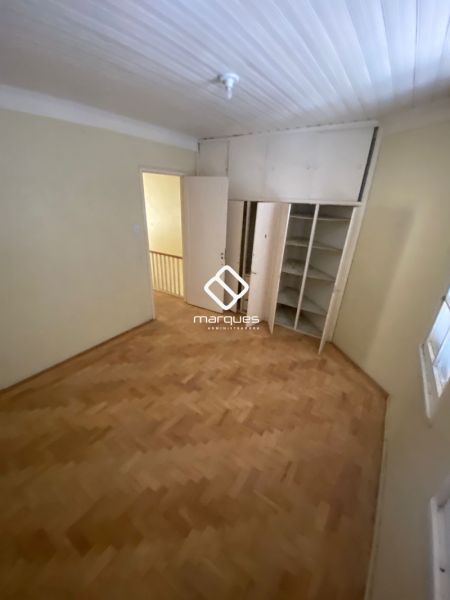 Casa 3 quartos  no bairro Centro