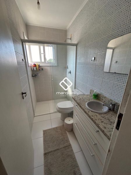 Casa 3 quartos  no bairro Laranjal
