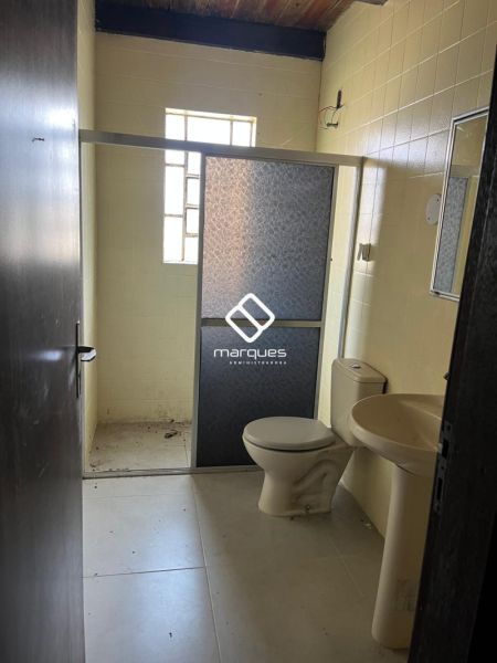 Casa 3 quartos  no bairro Laranjal