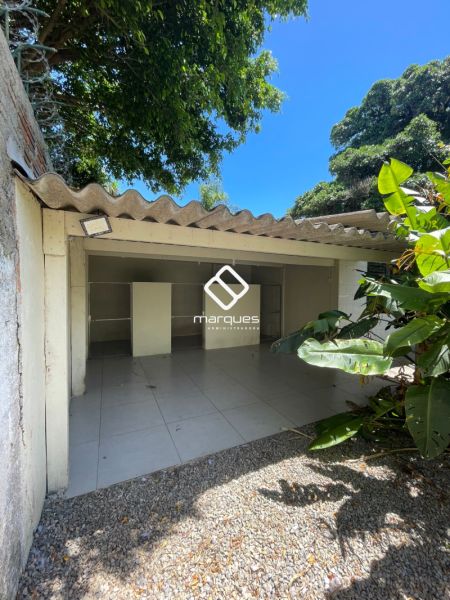 Casa 3 quartos  no bairro Laranjal
