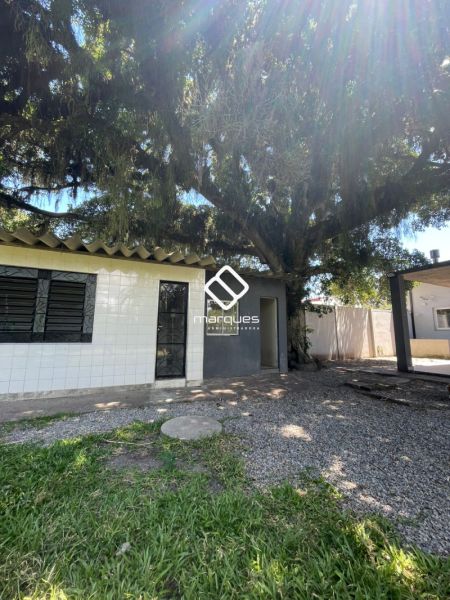 Casa 3 quartos  no bairro Laranjal