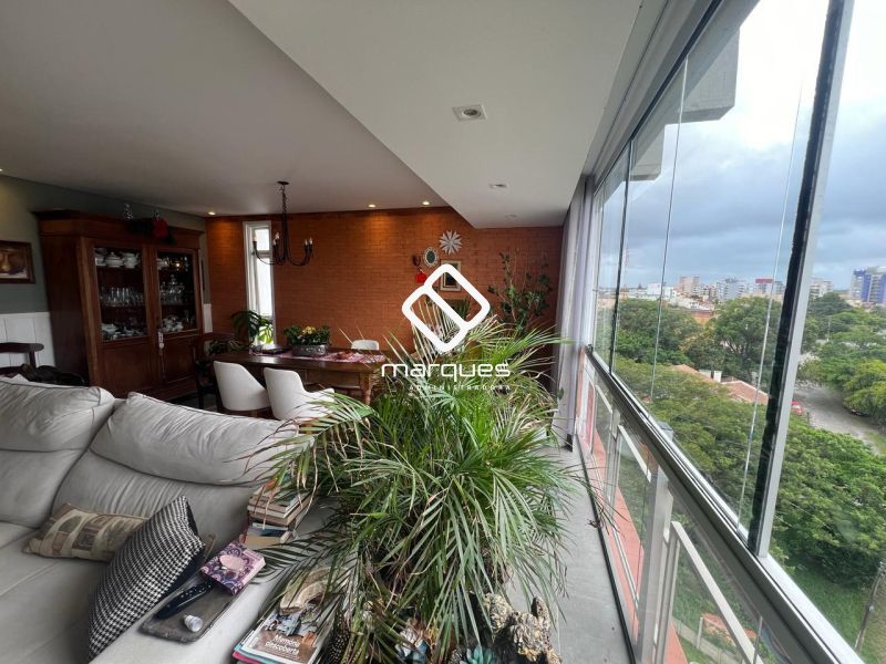 Apartamento 3 quartos  no bairro Centro
