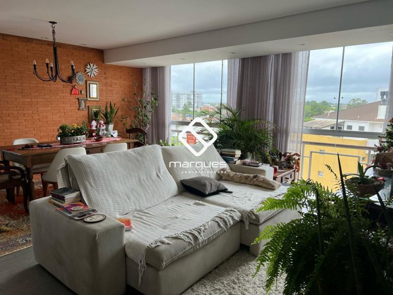 Apartamento 3 quartos  no bairro Centro