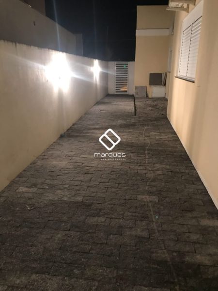 Casa 3 quartos  no bairro Laranjal